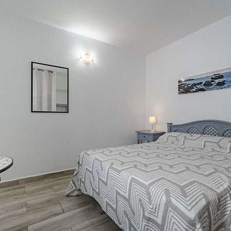 Primavera Tranquil Retreat 2-Bedroom Apartment With Balcony, Garden View & Fiber Wifi Arona  Buitenkant foto
