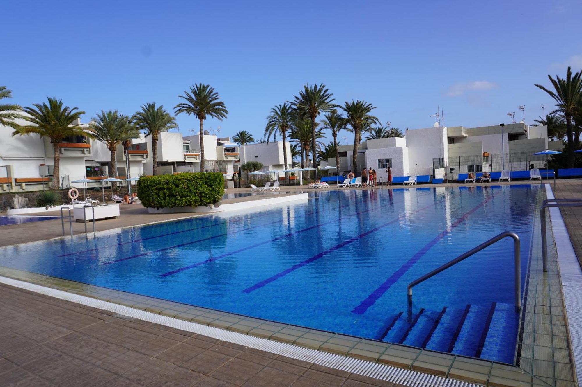 Primavera Tranquil Retreat 2-Bedroom Apartment With Balcony, Garden View & Fiber Wifi Arona  Buitenkant foto