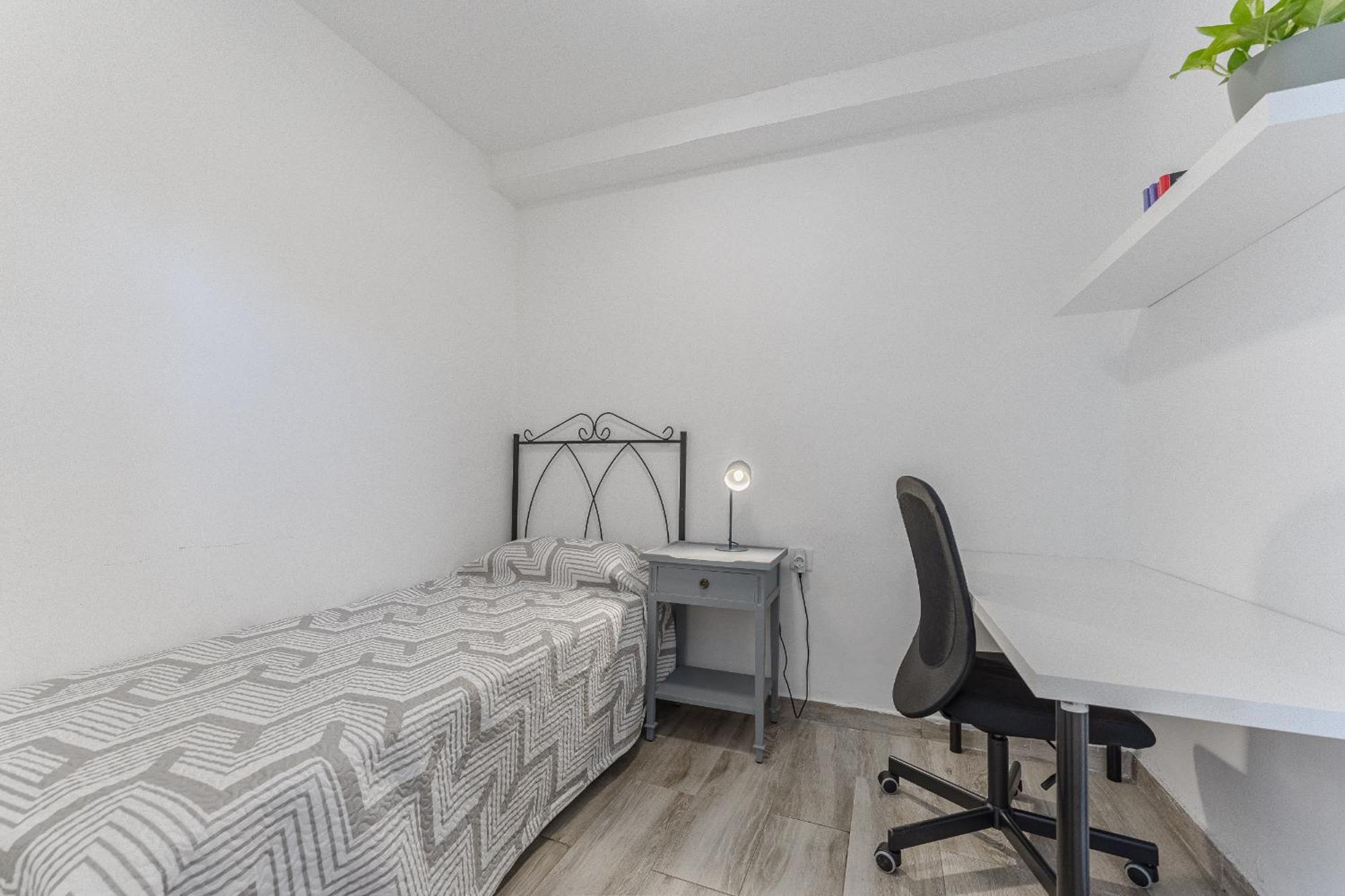 Primavera Tranquil Retreat 2-Bedroom Apartment With Balcony, Garden View & Fiber Wifi Arona  Buitenkant foto